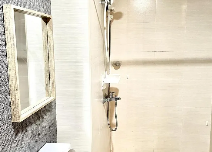 Cozy Near Eastwood Qc * Manila